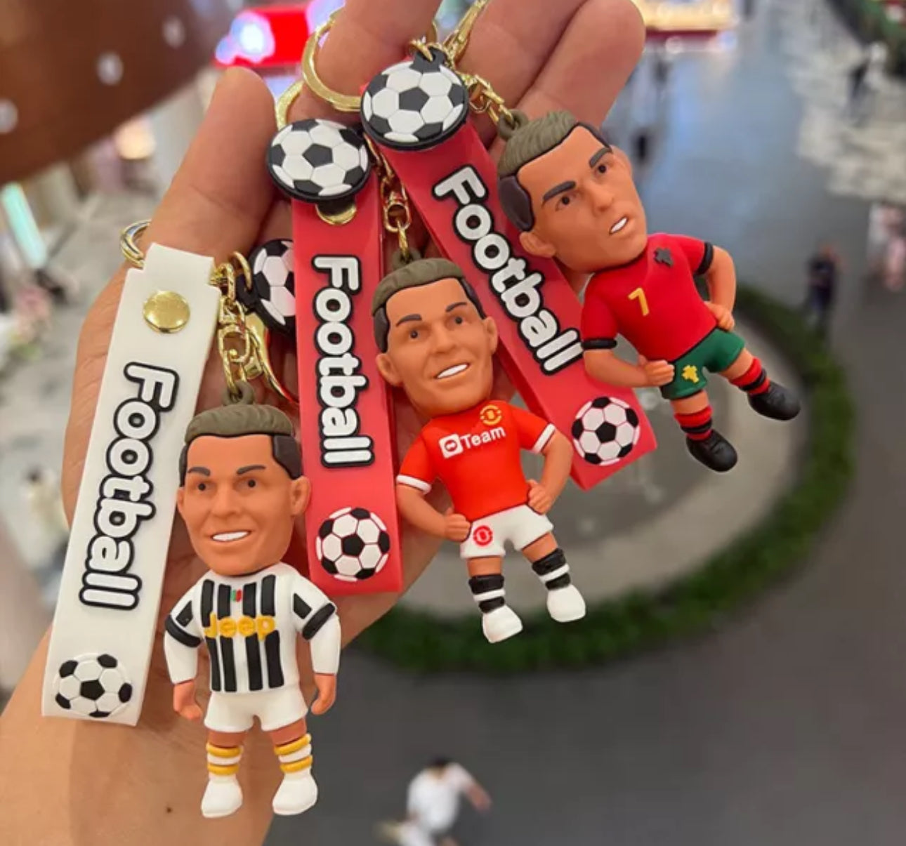 Ronaldo Figure w Jersey 3D Keyring