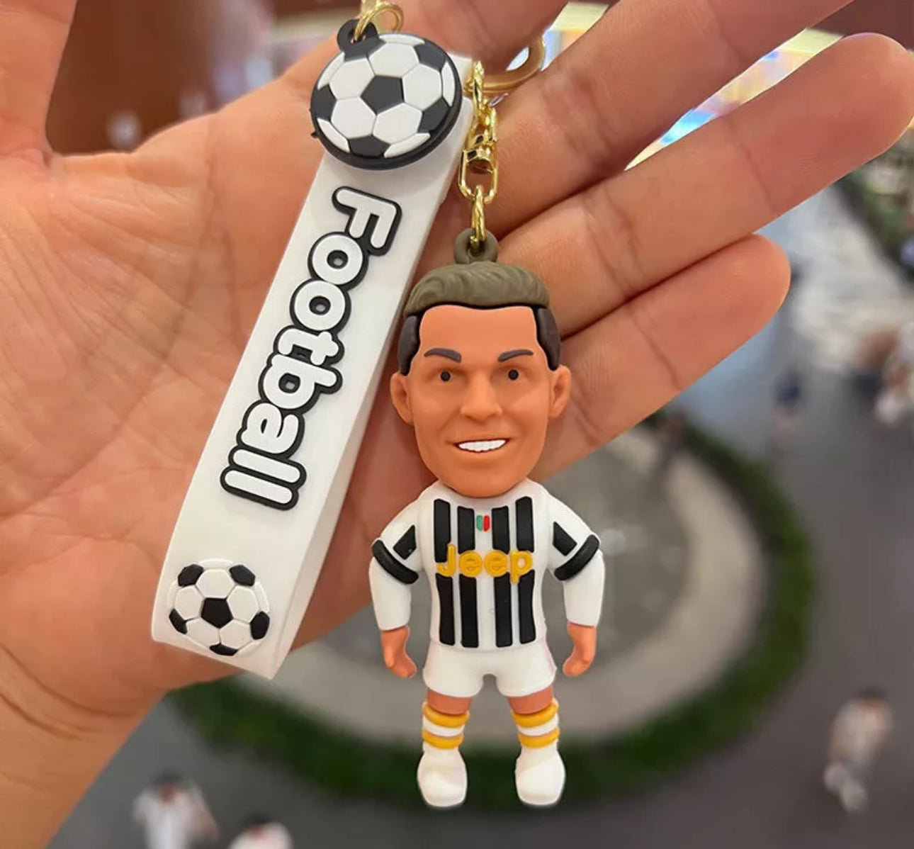 Ronaldo Figure w Jersey 3D Keyring